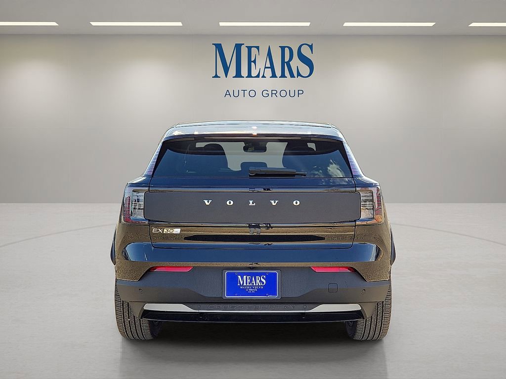 New 2026 Volvo EX30 Cross Country Ultra w/ Protection Package Premier AWD/4WD image 4