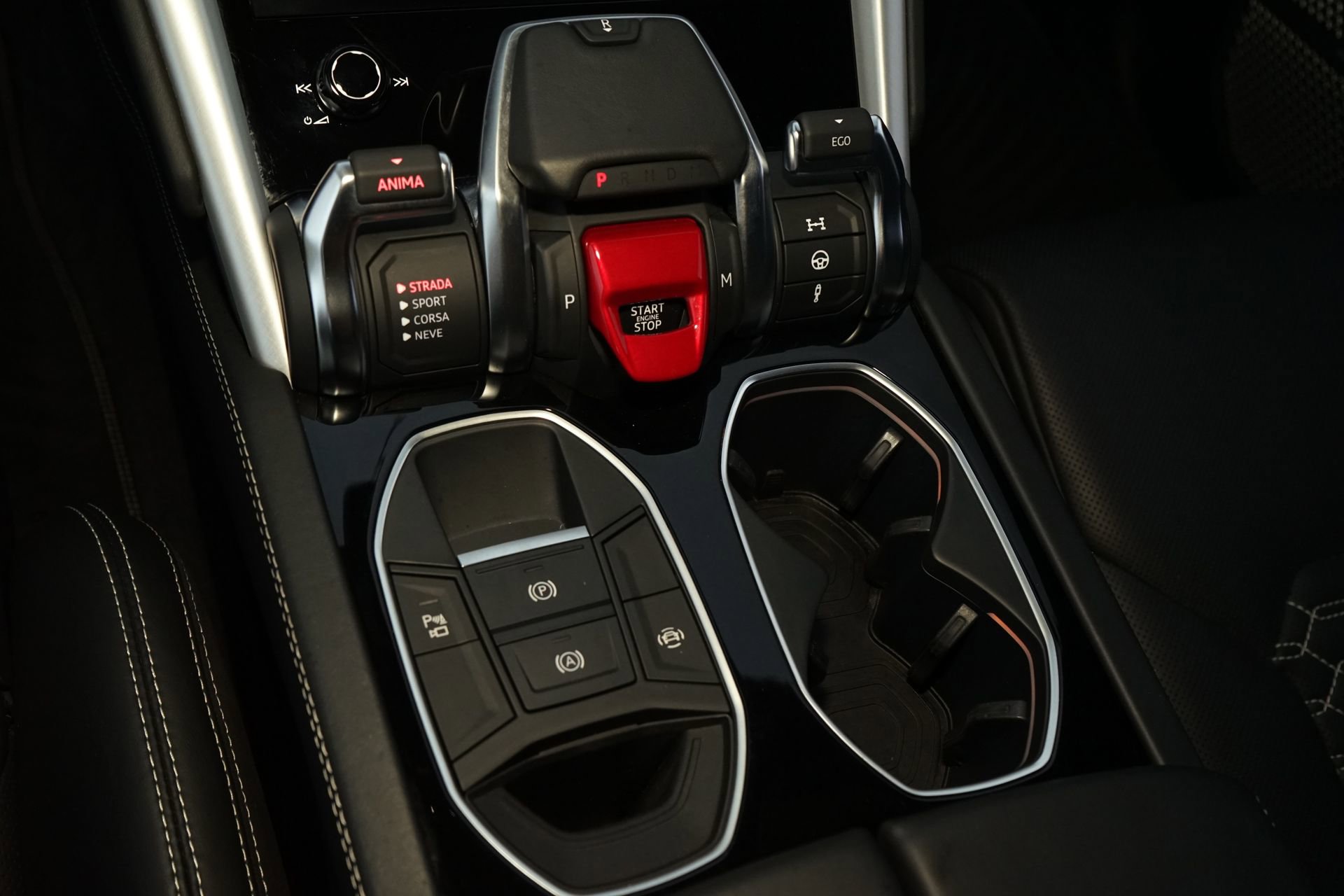 Used 2019 Lamborghini Urus image 22