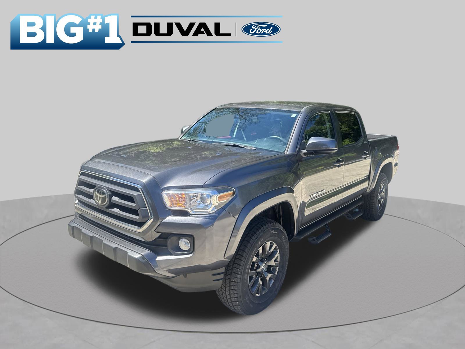 Used 2021 Toyota Tacoma SR5 RWD image 3