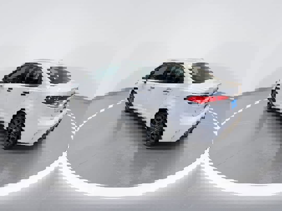 Used 2025 Toyota Corolla SE image 6