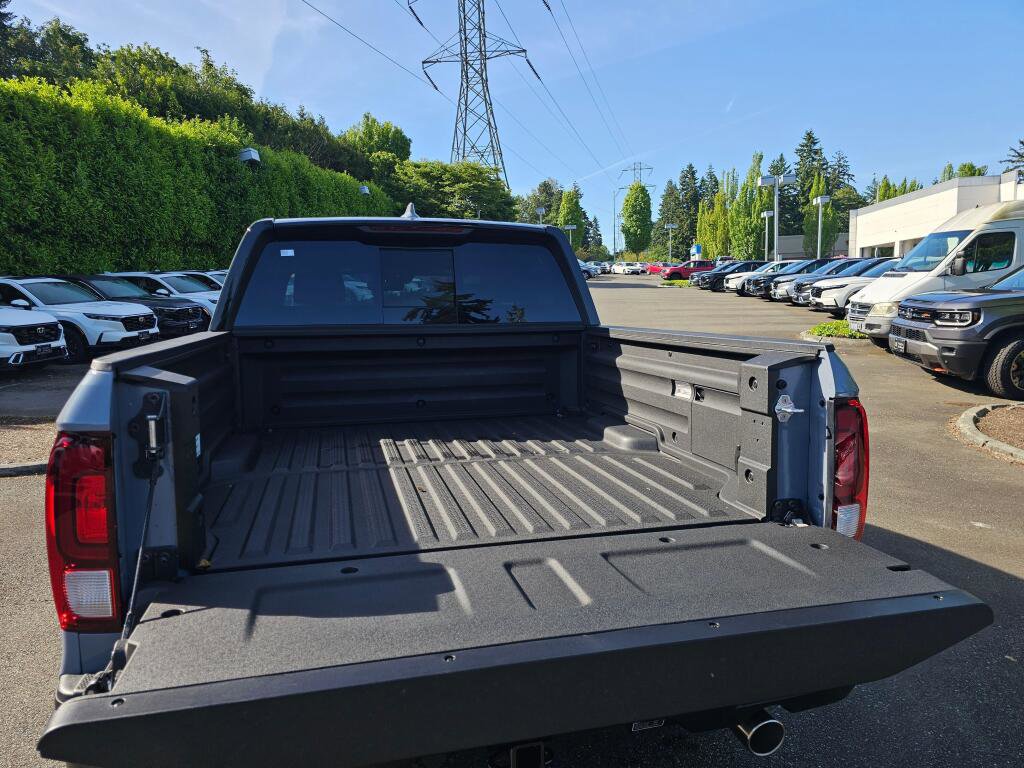 New 2026 Honda Ridgeline Black Edition image 18