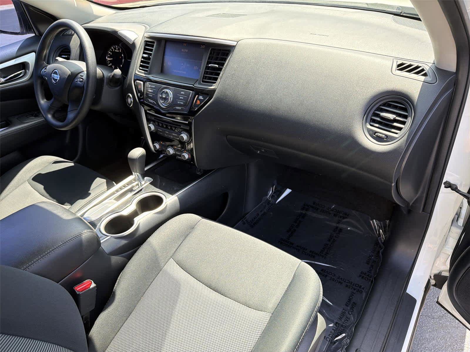 Used 2018 Nissan Pathfinder S FWD image 13