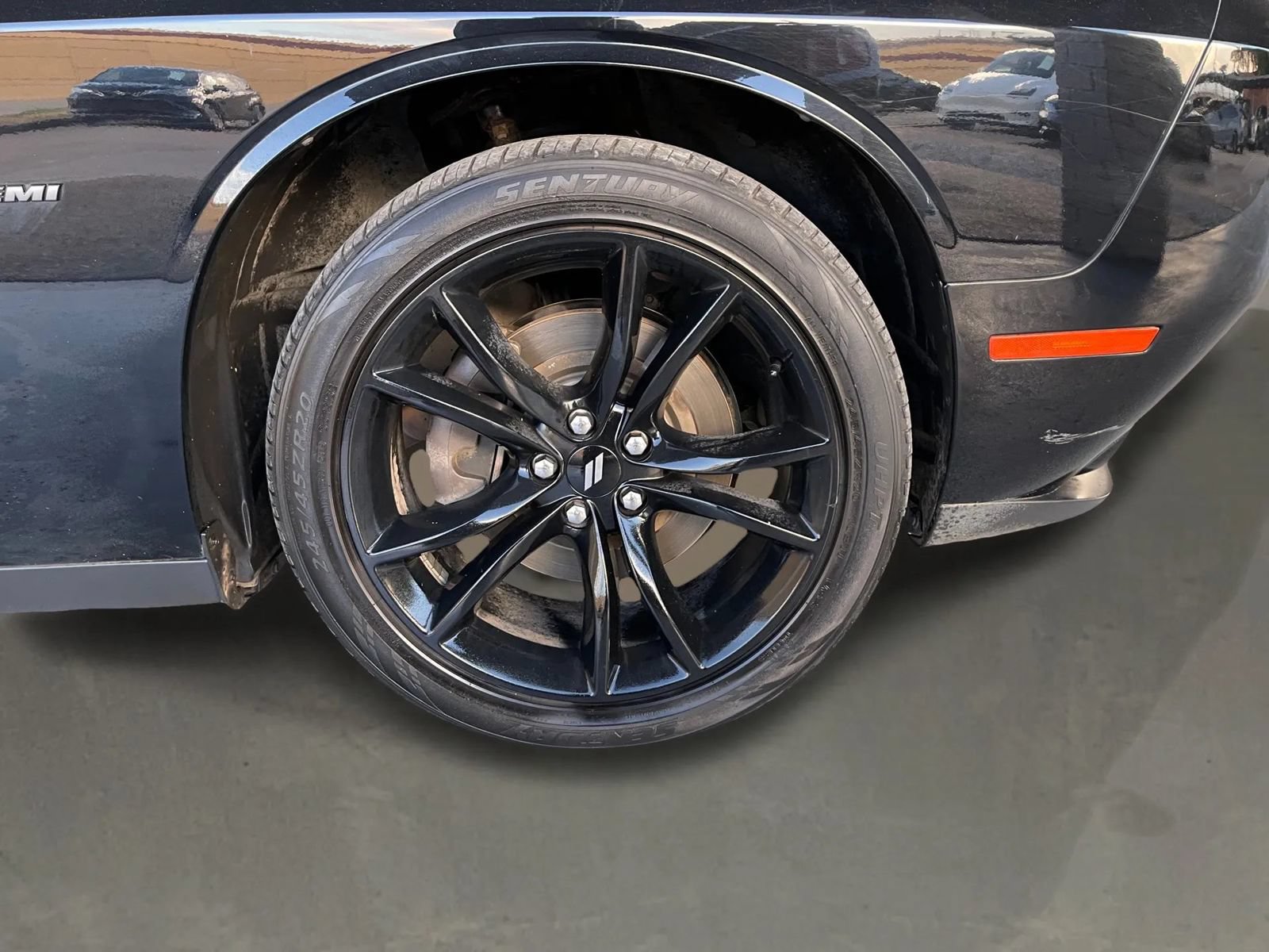 Used 2018 Dodge Challenger R/T w/ Blacktop Package RWD image 8