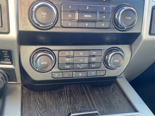 Used 2020 Ford F350 Lariat w/ Lariat Ultimate Package image 28