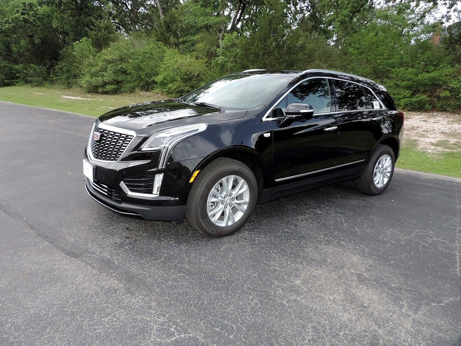 New 2026 Cadillac XT5 Luxury AWD/4WD image 1