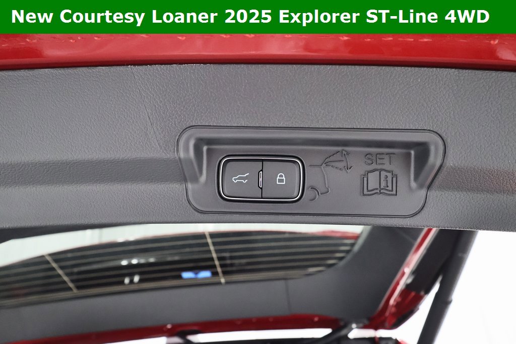 New 2025 Ford Explorer ST-Line w/ Premium Package image 30