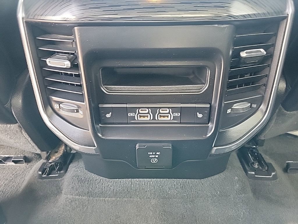 Used 2024 RAM 1500 Laramie AWD/4WD image 15