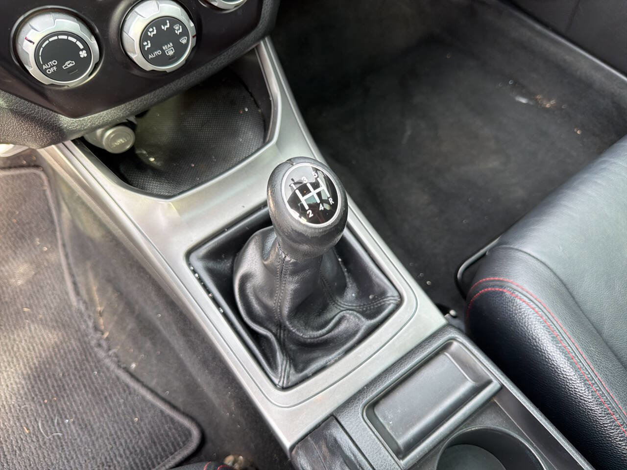 Used 2011 Subaru Impreza WRX Premium image 28