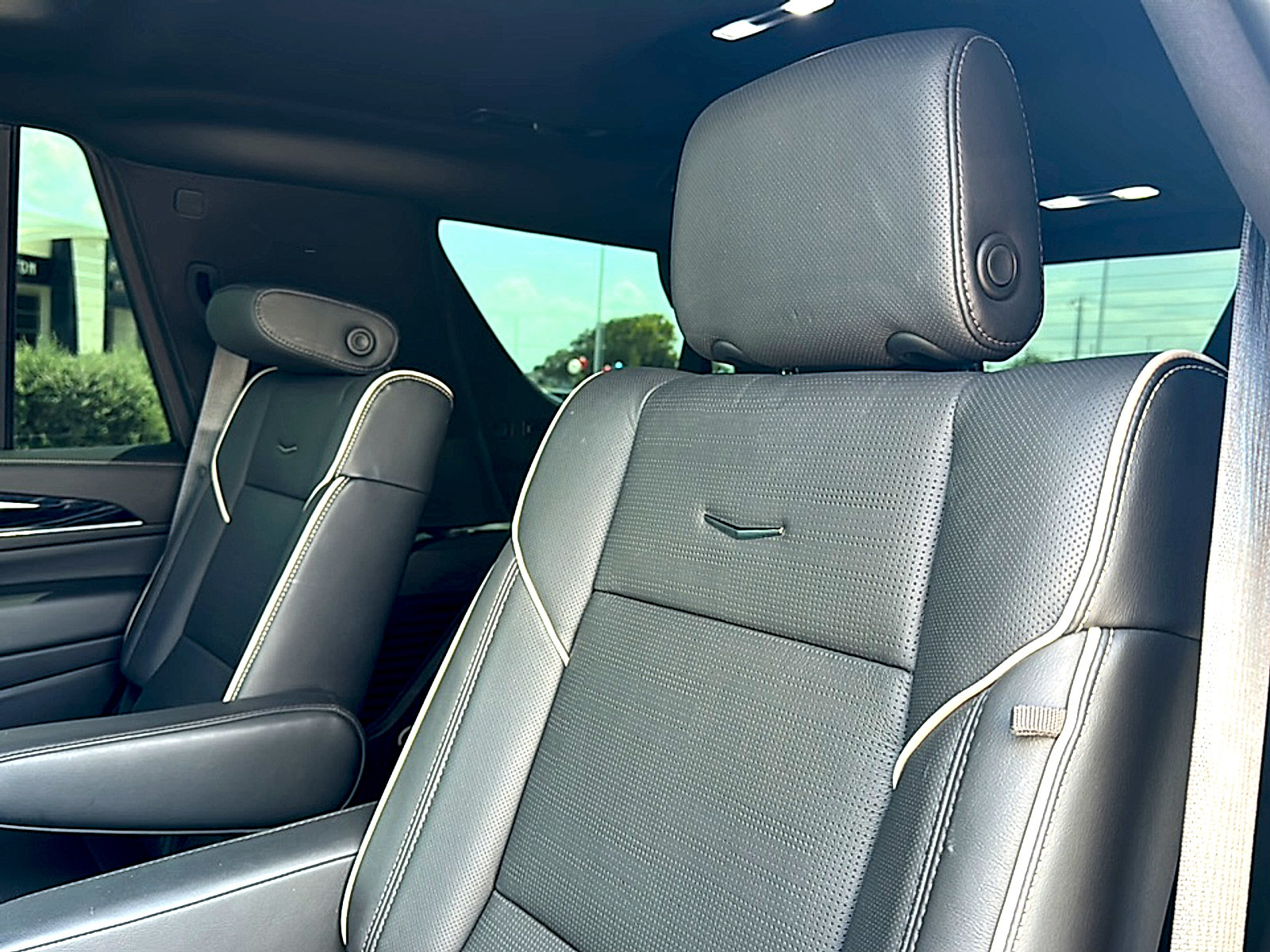 Used 2023 Cadillac Escalade Sport w/ Touring Package RWD image 20