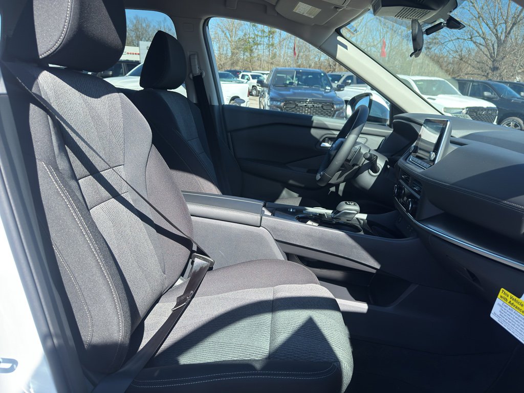 New 2026 Nissan Rogue SV image 17