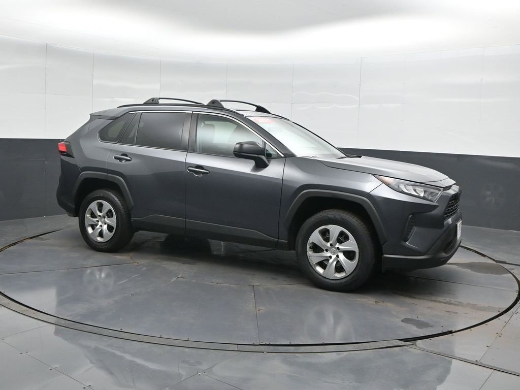 Used 2021 Toyota RAV4 LE w/ Carpet Mat Package (TMS) image 4