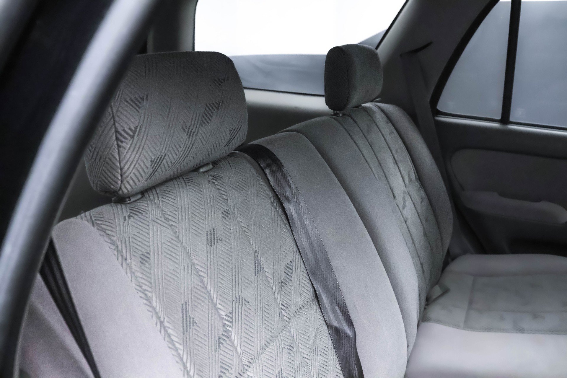 Used 2001 Toyota 4Runner SR5 image 18