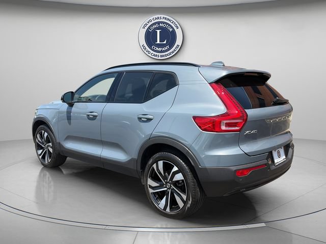 Certified 2023 Volvo XC40 B5 Plus w/ Climate Package AWD/4WD image 11