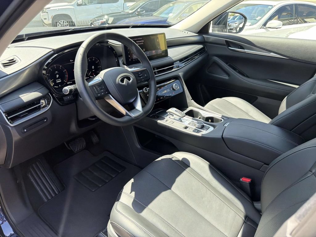 Certified 2026 INFINITI QX60 Pure w/ Cargo Package FWD image 16