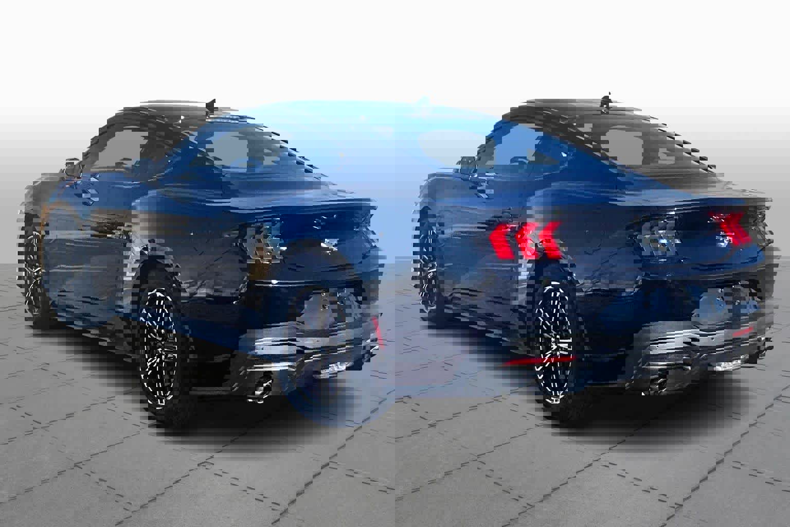 Used 2025 Ford Mustang Coupe image 10