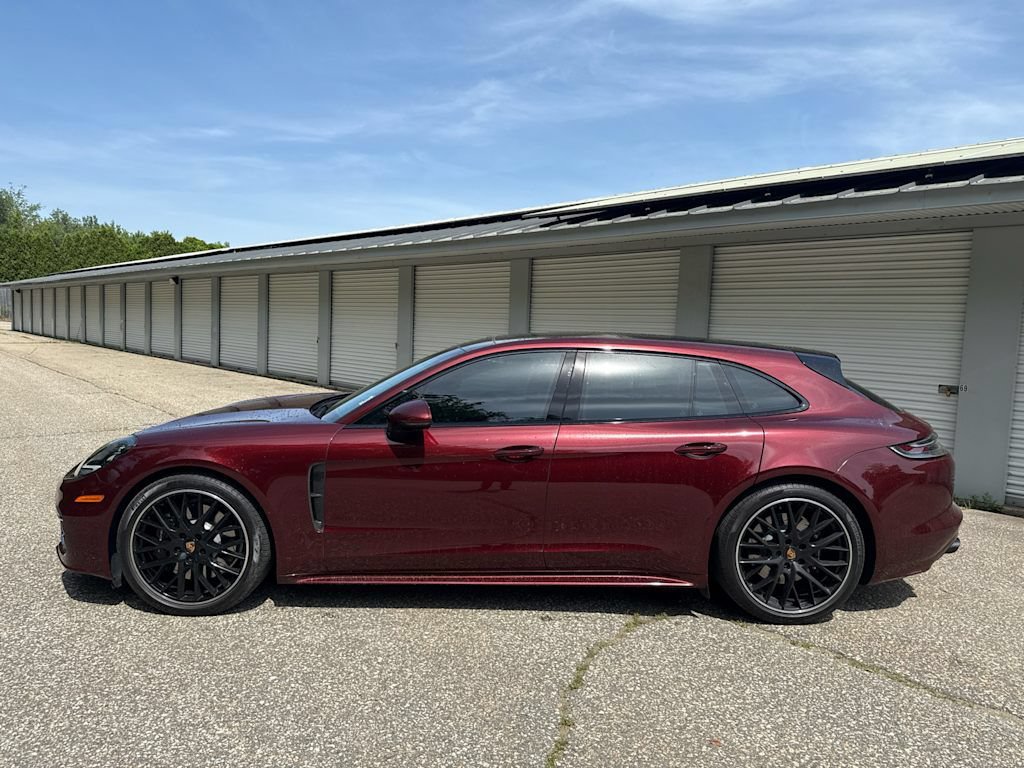 Certified 2022 Porsche Panamera GTS AWD/4WD image 2