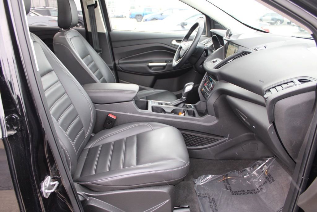 Used 2019 Ford Escape SEL image 21