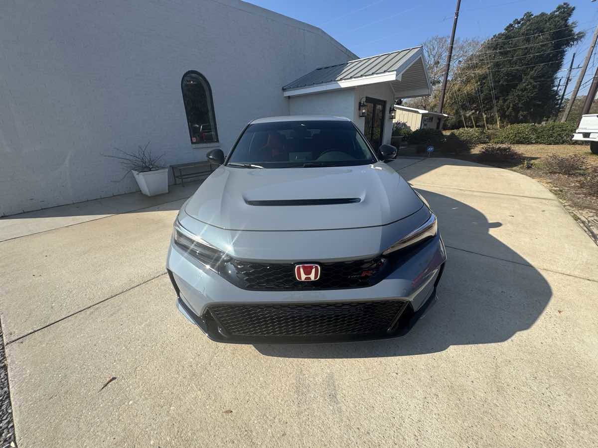 Used 2024 Honda Civic Type R image 3