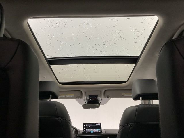 Used 2025 Honda Pilot Touring image 31