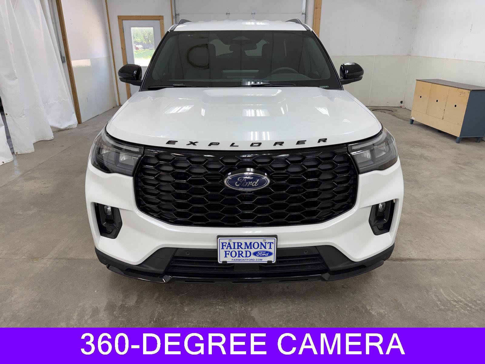 New 2026 Ford Explorer ST-Line w/ ST-Line Street Pack AWD/4WD image 3