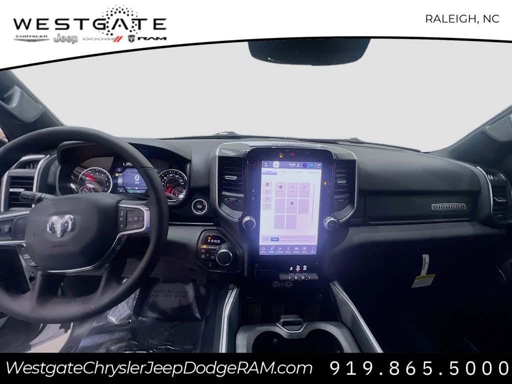 New 2026 RAM 1500 4x4 Crew Cab image 18