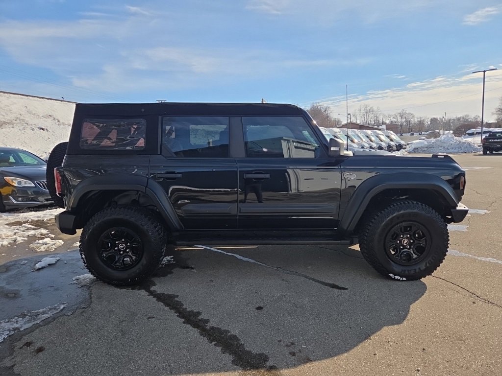 Used 2023 Ford Bronco Wildtrak image 11