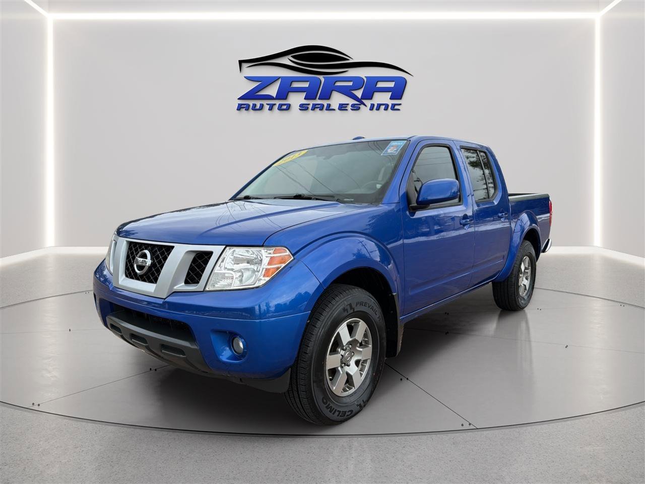 Used 2013 Nissan Frontier PRO-4X AWD/4WD image 3