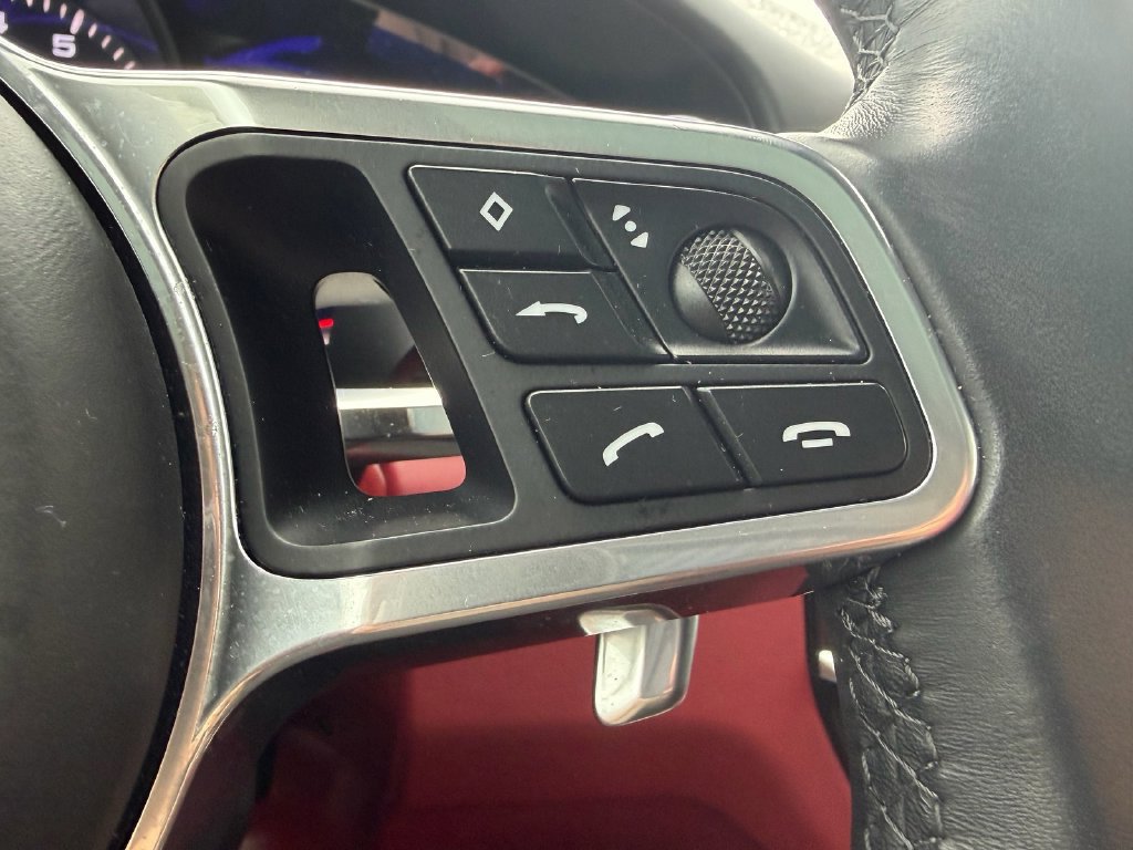 Used 2023 Porsche Cayenne w/ Premium Package AWD/4WD image 21