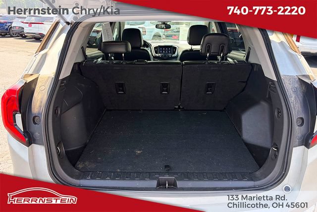 Used 2020 GMC Terrain SLT AWD/4WD image 25