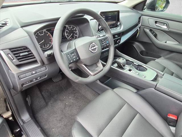 New 2026 Nissan Rogue Dark Armor FWD image 3