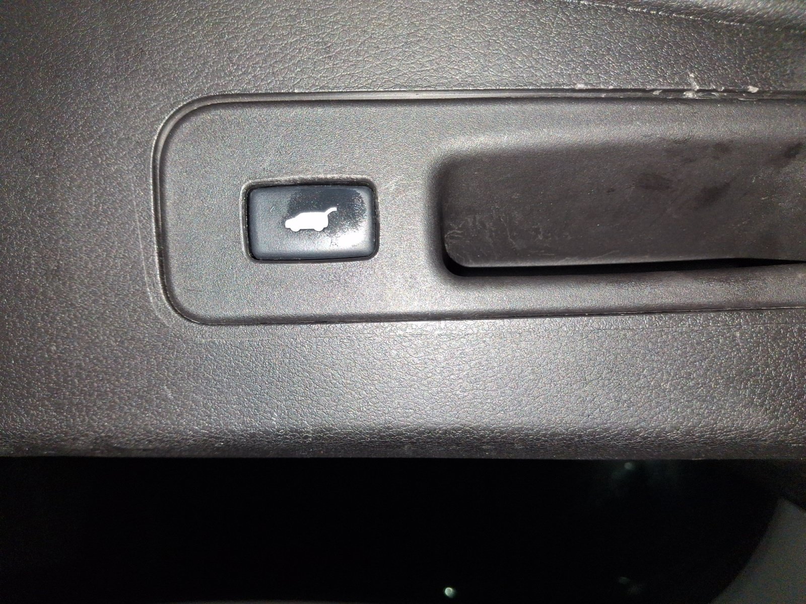 Used 2020 Acura MDX SH-AWD image 35