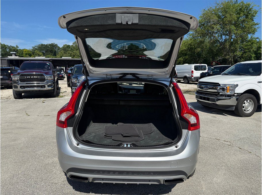 Used 2015 Volvo V60 T5 Cross Country AWD/4WD image 47