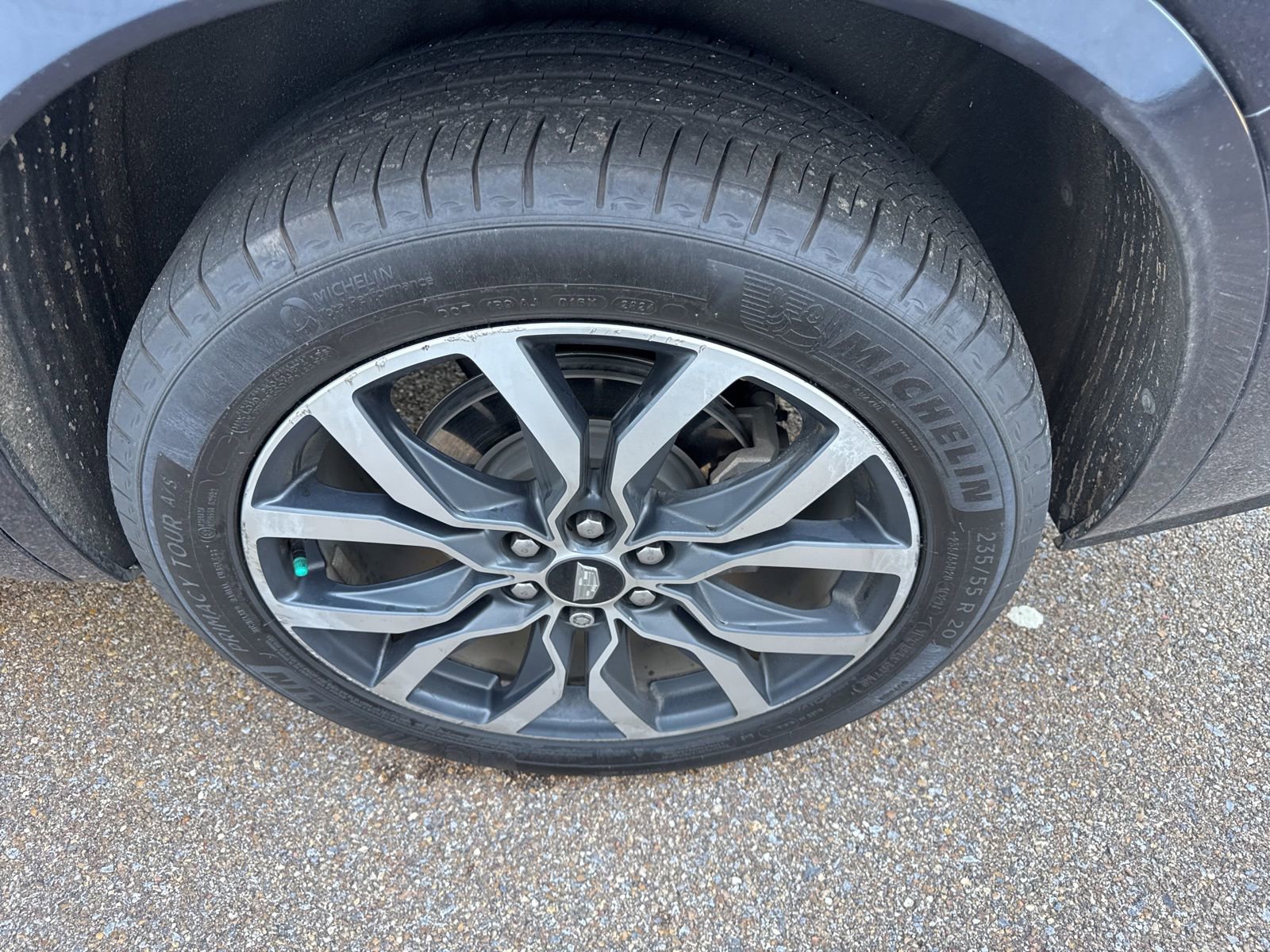 Used 2021 Cadillac XT6 Sport w/ LPO, Floor Liner Package AWD/4WD image 12