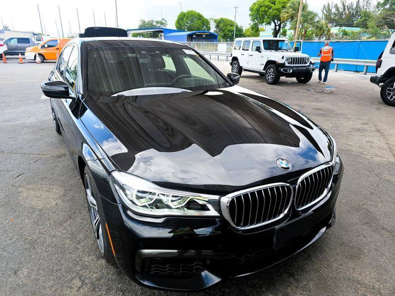 Used 2019 BMW 750i xDrive AWD/4WD image 3