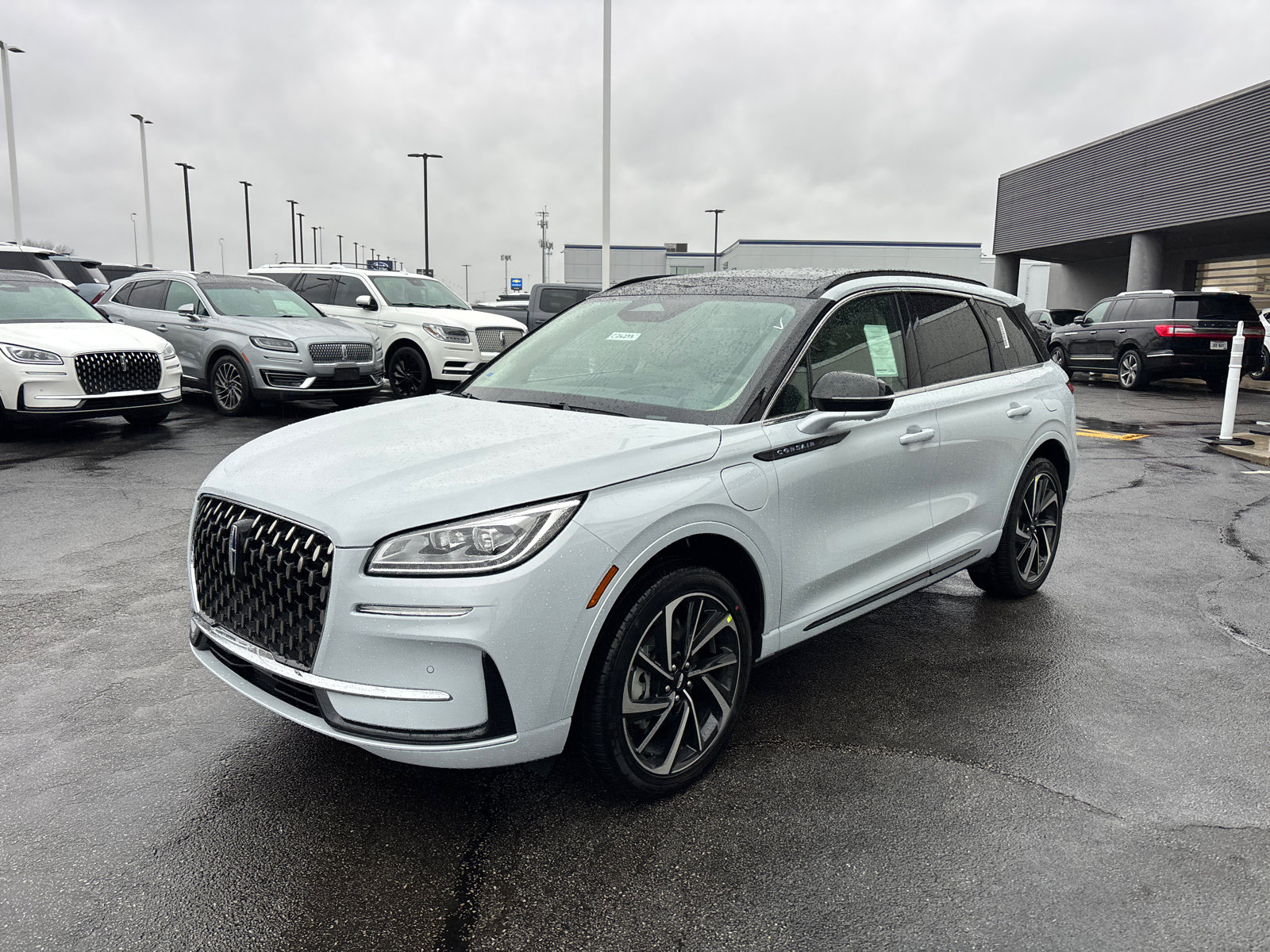 New 2026 Lincoln Corsair Grand Touring image 3