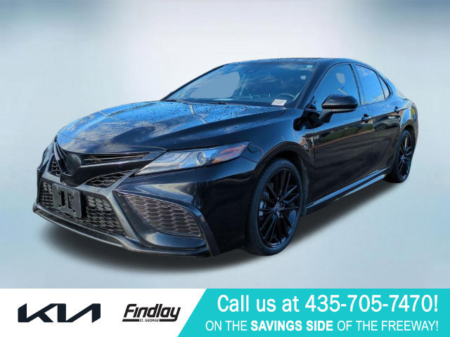 Used 2022 Toyota Camry XSE w/ Navigation Upgrade Package FWD image 2