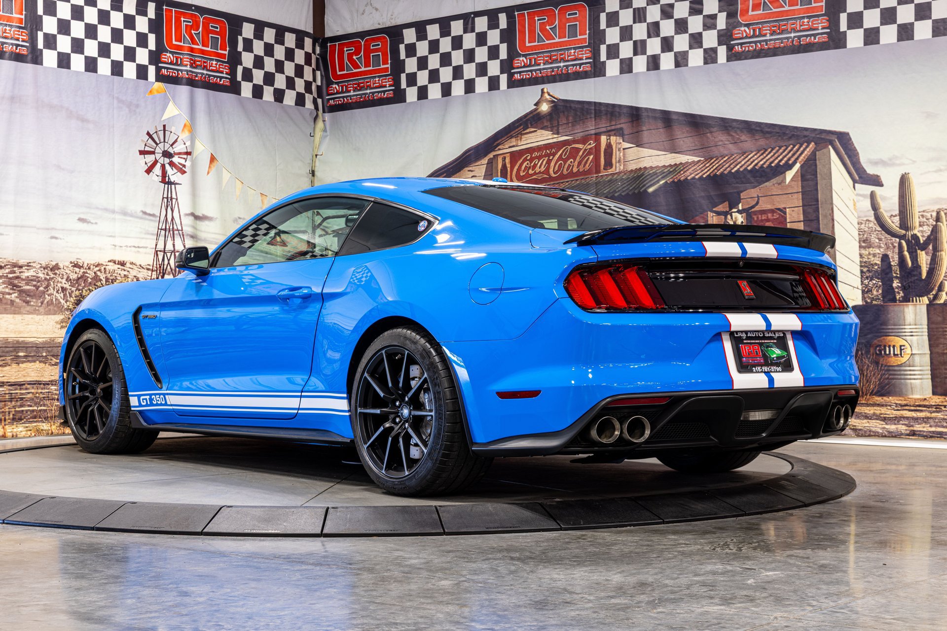 Used 2017 Ford Mustang Shelby GT350 w/ Electronics Package RWD image 7
