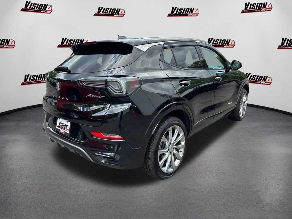 Certified 2024 Buick Encore GX Avenir image 5
