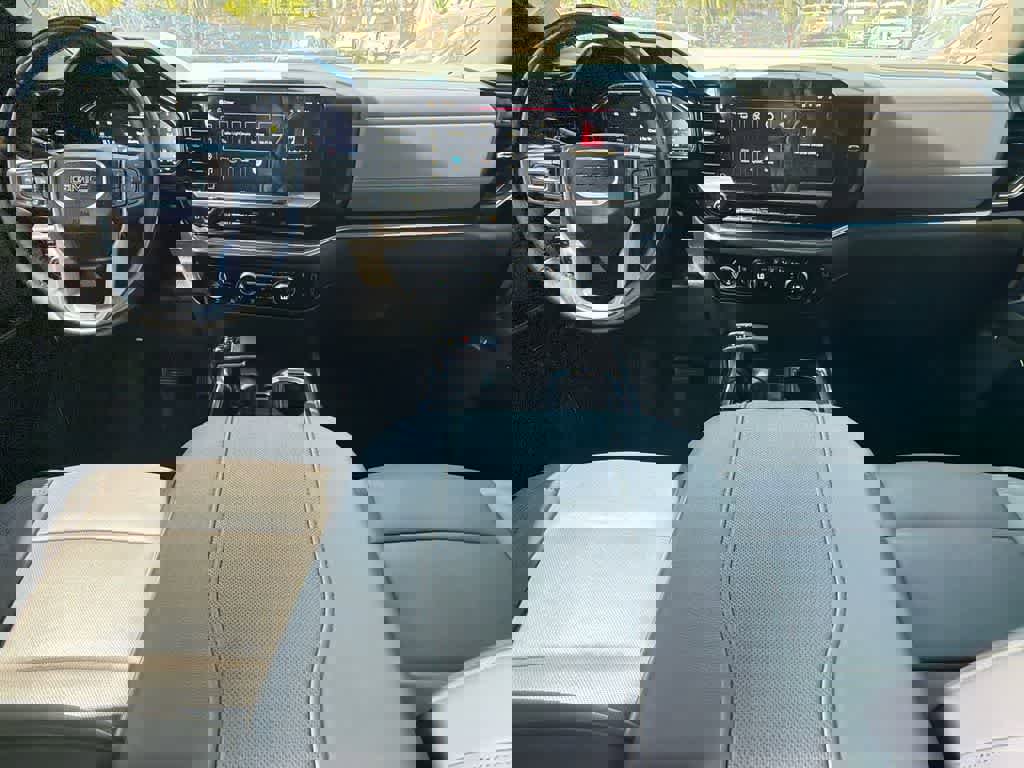 Used 2023 GMC Sierra 1500 SLT w/ SLT Premium Package image 18