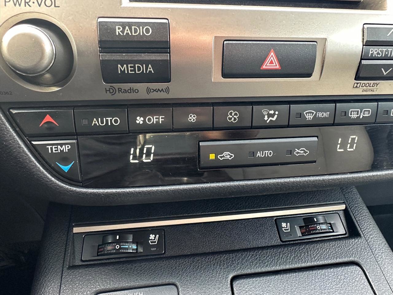 Used 2014 Lexus ES 350 w/ Premium Package image 35