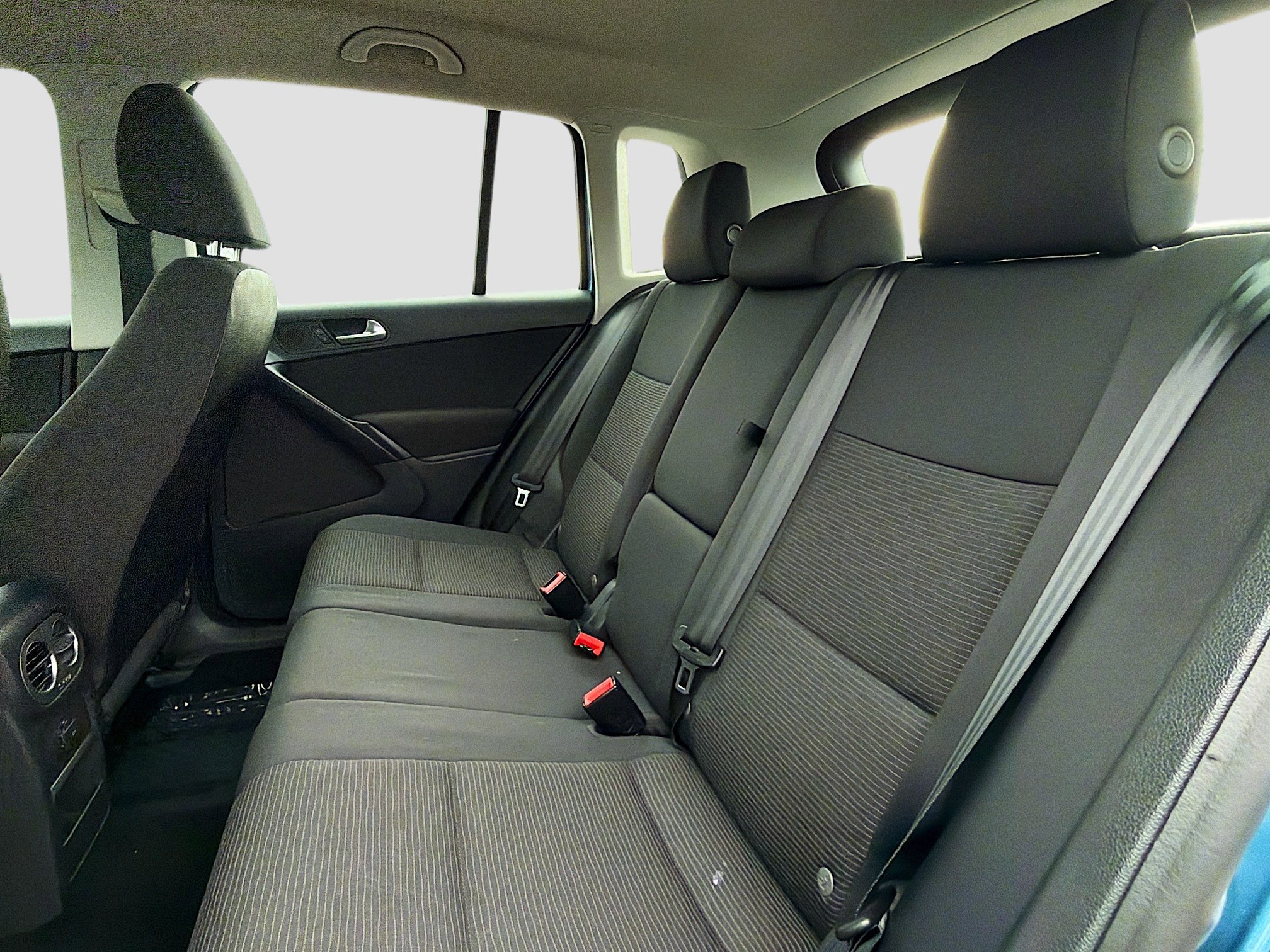 Used 2017 Volkswagen Tiguan Limited image 20