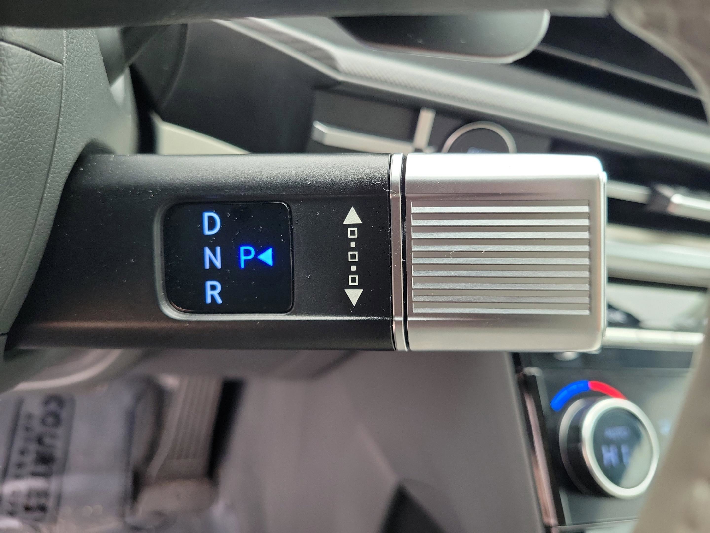 Used 2025 Hyundai Santa Fe SEL image 32