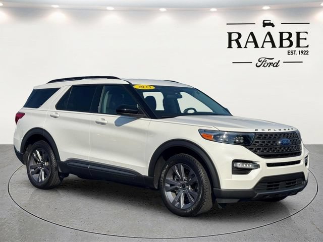 Used 2023 Ford Explorer XLT w/ Equipment Group 202A AWD/4WD image 1