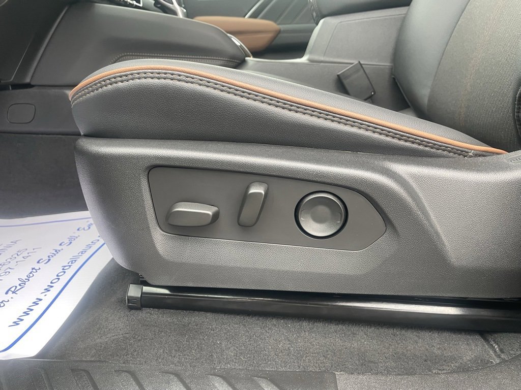 Certified 2024 GMC Canyon AT4 w/ Technology Package image 14