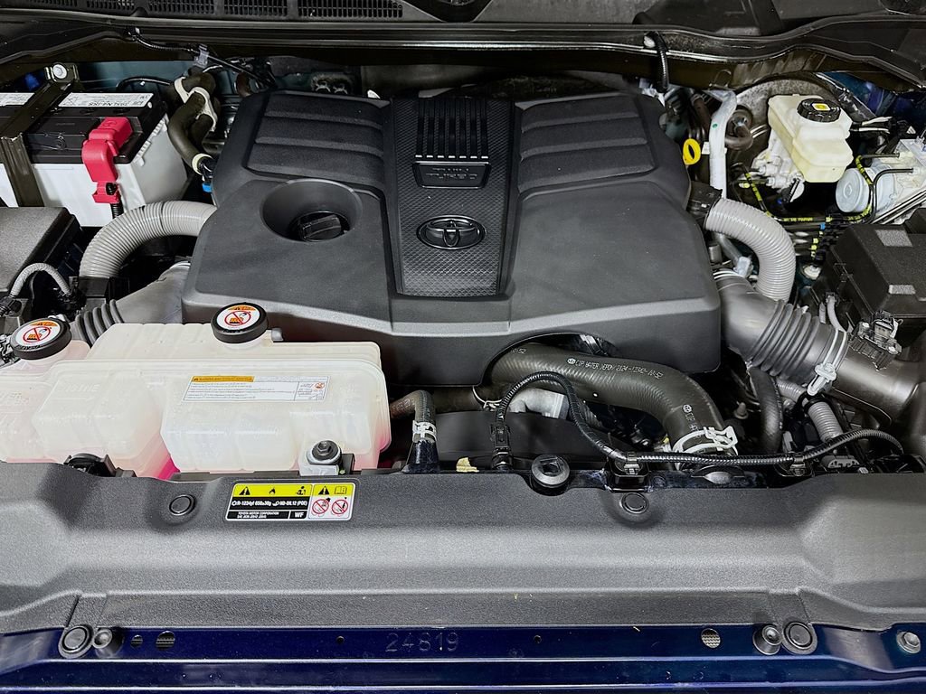 Used 2024 Toyota Tundra SR5 AWD/4WD image 33