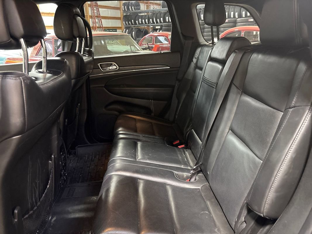 Used 2019 Jeep Grand Cherokee Limited w/ Luxury Group II image 9