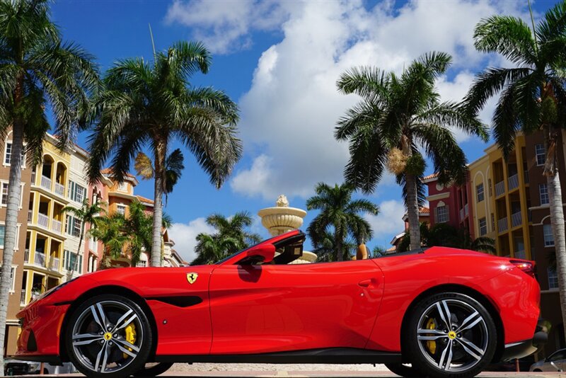 Used 2022 Ferrari Portofino M RWD image 32