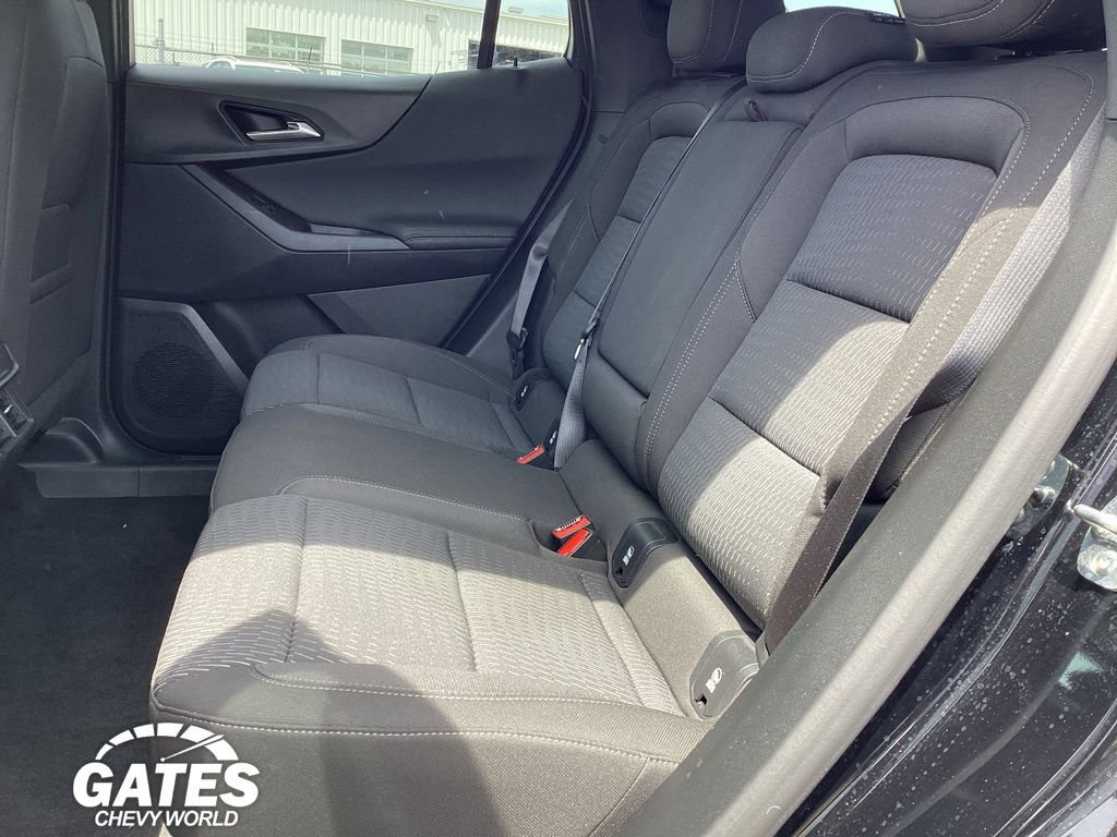 Used 2026 Chevrolet Equinox LT FWD image 14