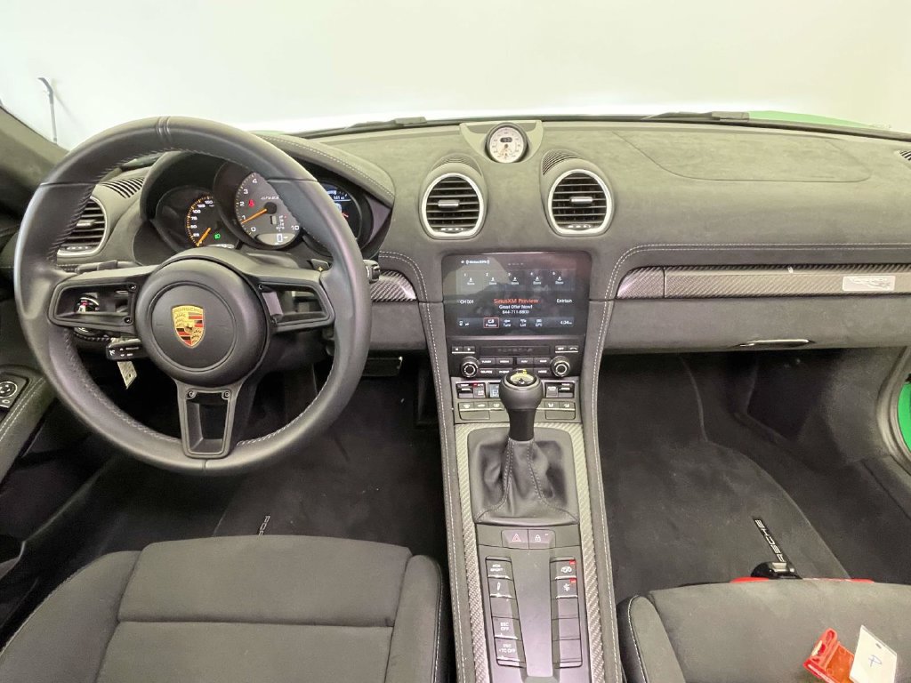 Certified 2025 Porsche 718 Cayman GT4 RS RWD image 21