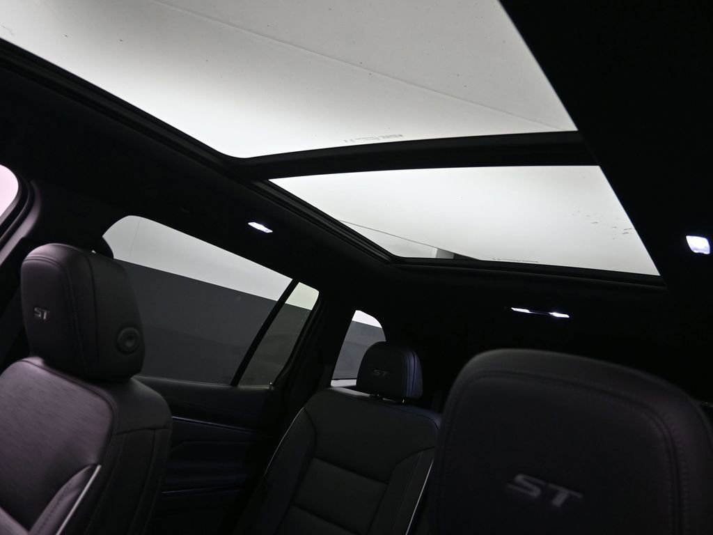 New 2026 Buick Enclave Sport Touring w/ Power Package image 19